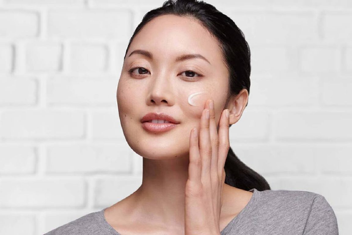 Retinols Increases skin cell turnover