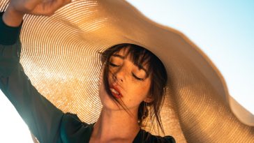 Protect your hair and skin in the heat